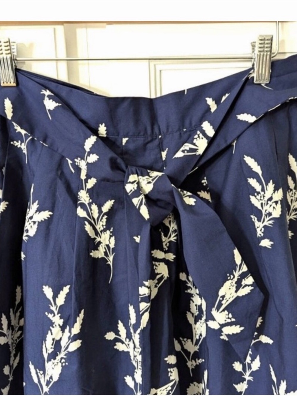 Talbots The Piper Patio Skirt Navy Floral Midi Skirt with Tie Waist 100% Cotton - Picture 10 of 16